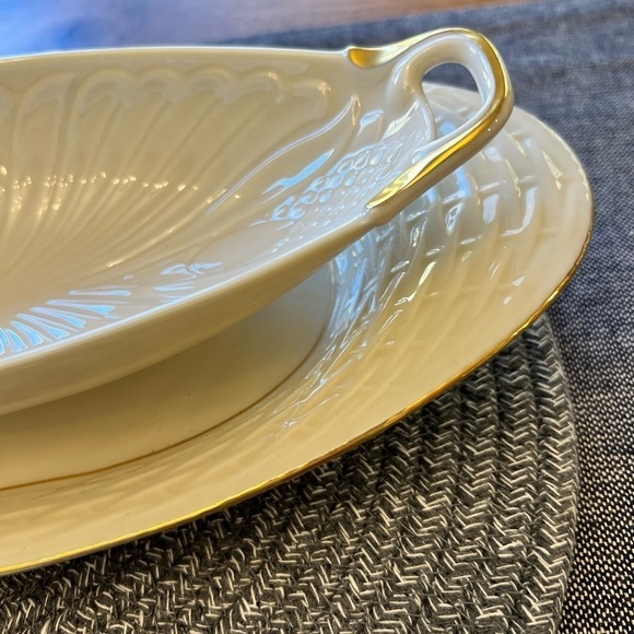 LENOX CHINA-MONACO COLLECTION-EMBOSSED HANDLED RELISH SERVER DISH OVAL BOWL/TRAY - Picture 5 of 9
